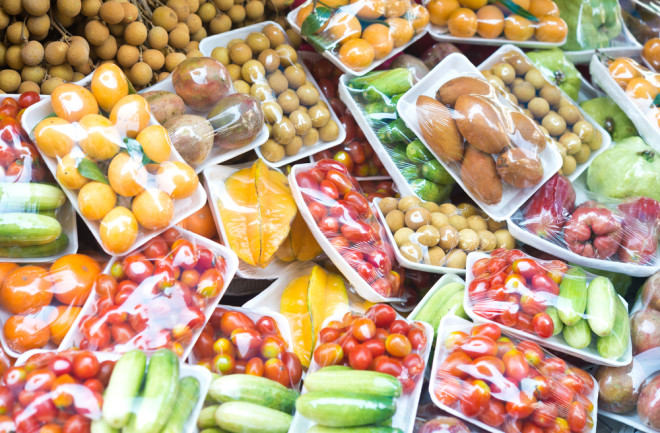 produce-warped-in-single-use-plastic